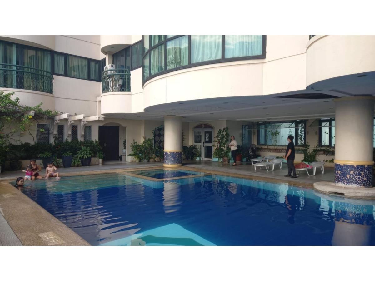Capital O 914 Makati Palace Hotel Makati City Exterior foto